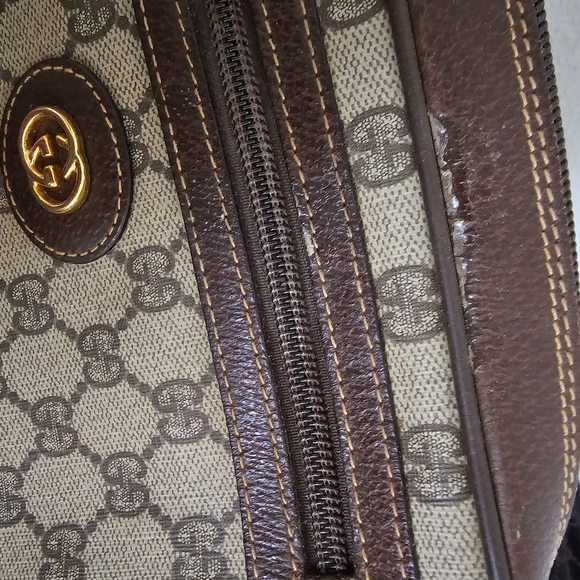 Authentic pre-owned vintage Gucci clutch/wristlet - Picture 5 of 5